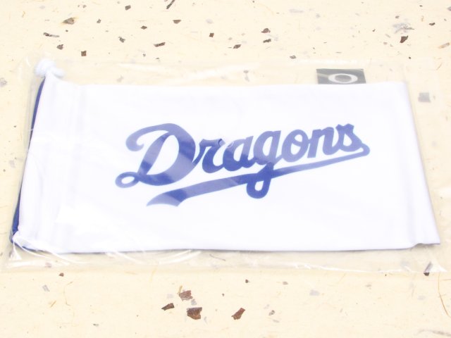 オークリー・中日ドラゴンズ・レーダーロック(OO9206-6038)・球団ロゴマイクロバッグの写真